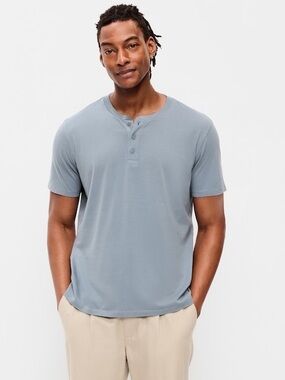 GAP Men's Short-Sleeve Henley in Dusty Blue
